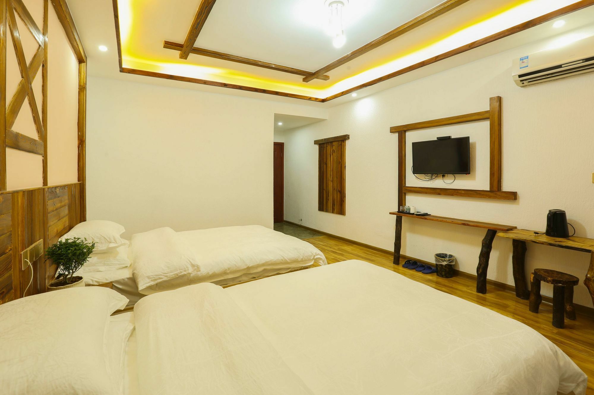 Yunshe Yuanlaiju Guesthouse Csangcsiacsie Kültér fotó